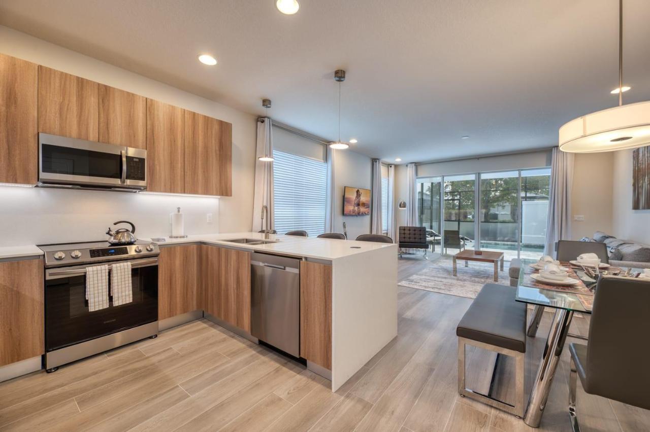 Pleasant Townhome With Private Pool Near Disney 포 코너스 외부 사진