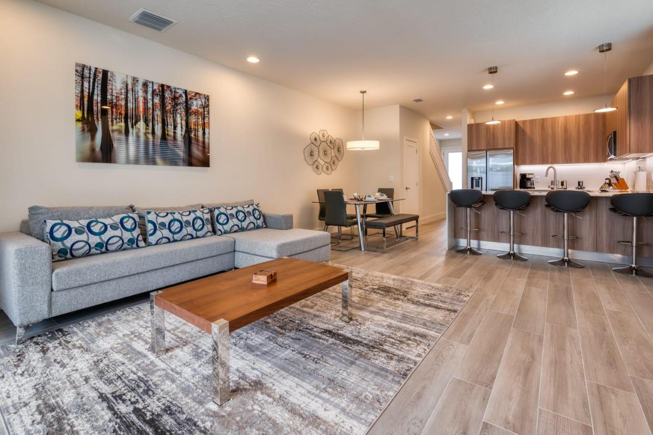 Pleasant Townhome With Private Pool Near Disney 포 코너스 외부 사진