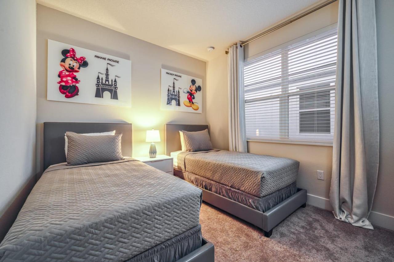 Pleasant Townhome With Private Pool Near Disney 포 코너스 외부 사진